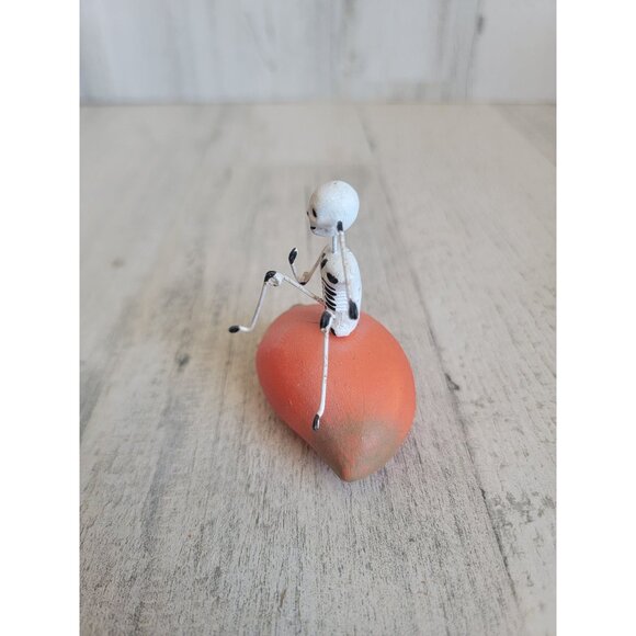 Unique Halloween Day of Dead skeleton mango home decor figure - Picture 6 of 7